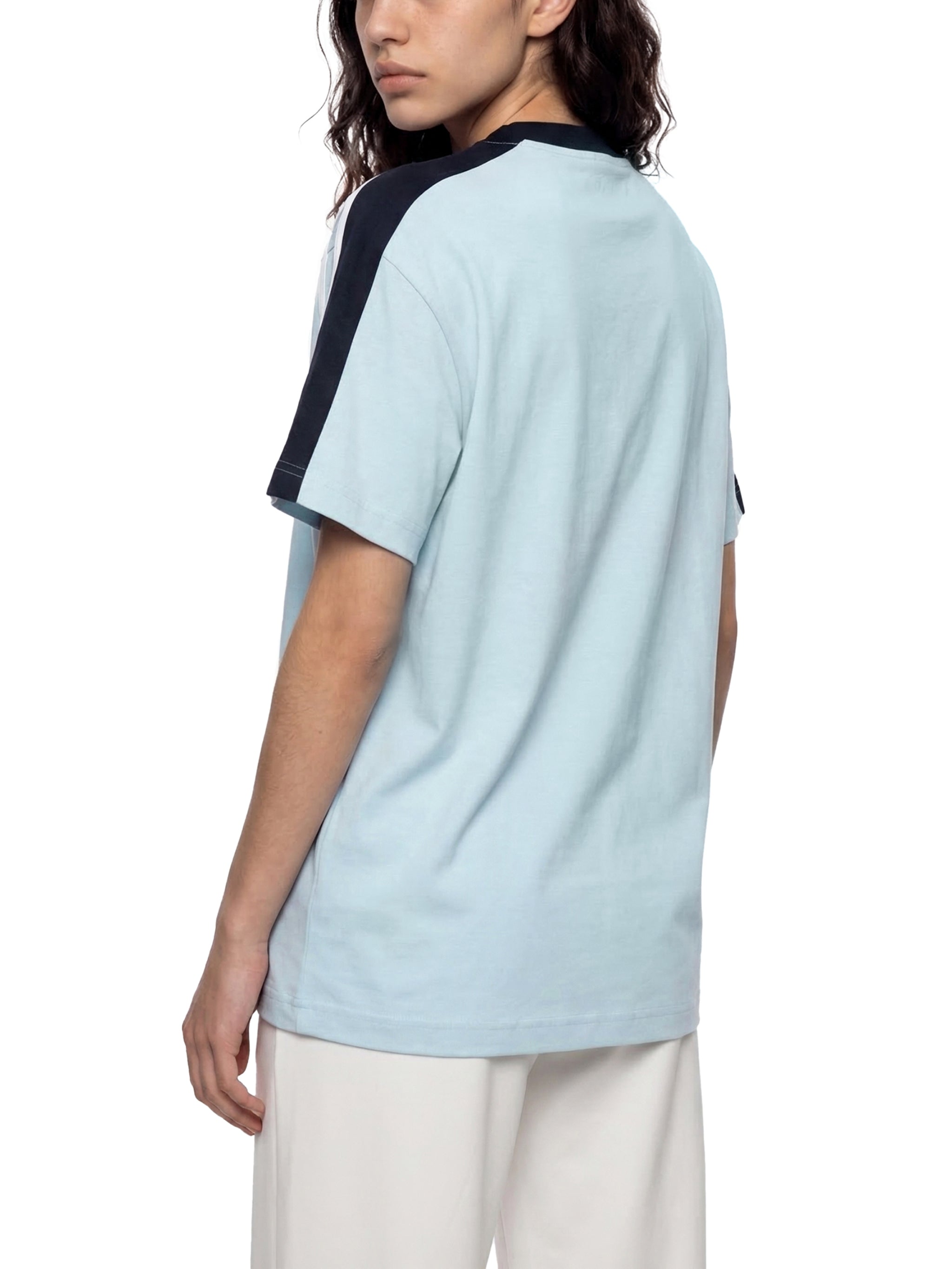 Shoulder Show-off